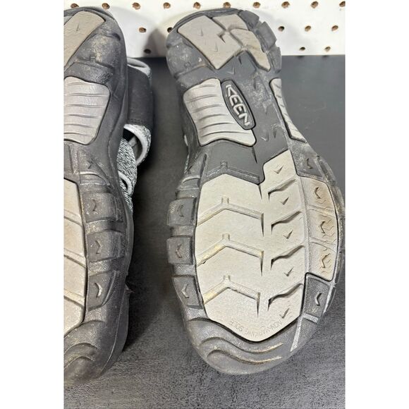Keen Mens Newport H2 Sandals size 9 main image 5